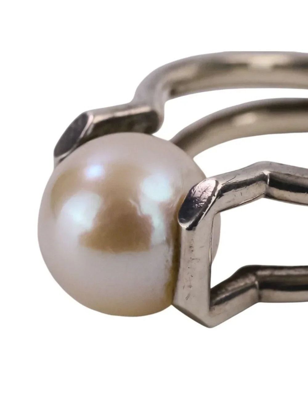 Tiffany & Co HardWear Fresh Water Pearl Ring Silver